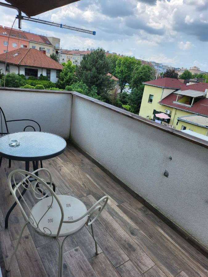 Apartman Buzanova 001 Daire Zagreb Dış mekan fotoğraf