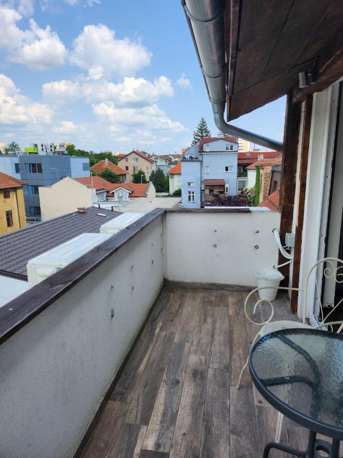 Apartman Buzanova 001 Daire Zagreb Dış mekan fotoğraf